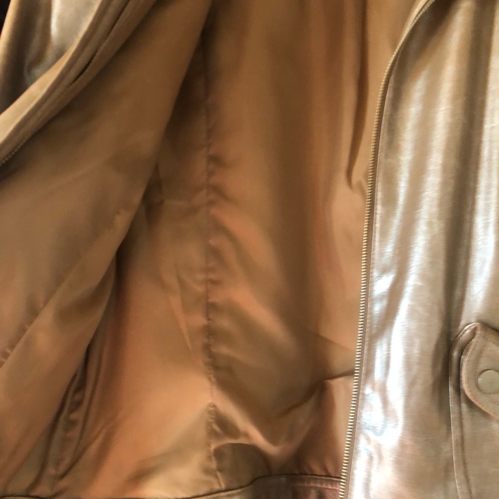 Silver Womans Jacket Size Medium - image 4